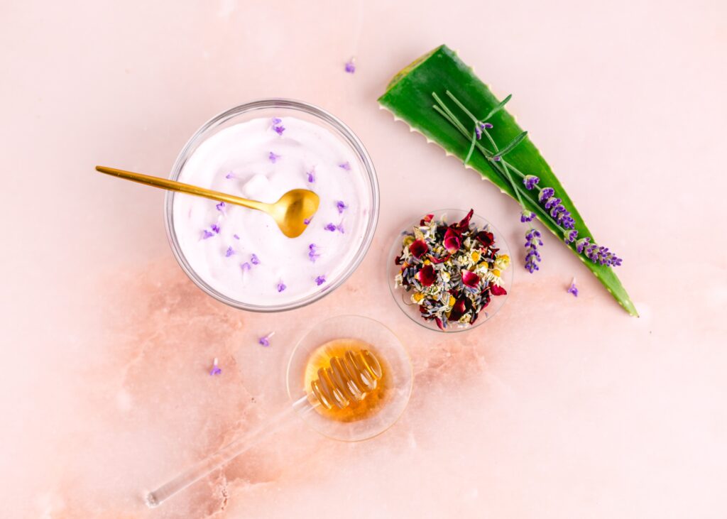 ali'i kula lavender coconut cosmetics lokelani rose face mask leiohu cosmetics