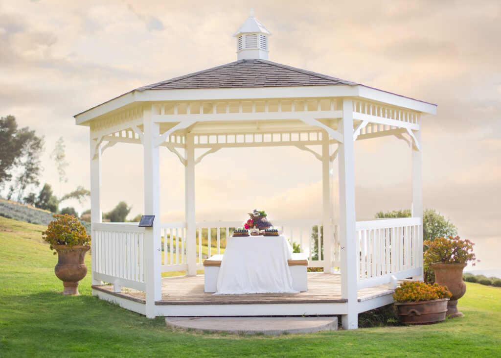 ali'i kula lavender sunset leiohu cosmetics maui event wedding